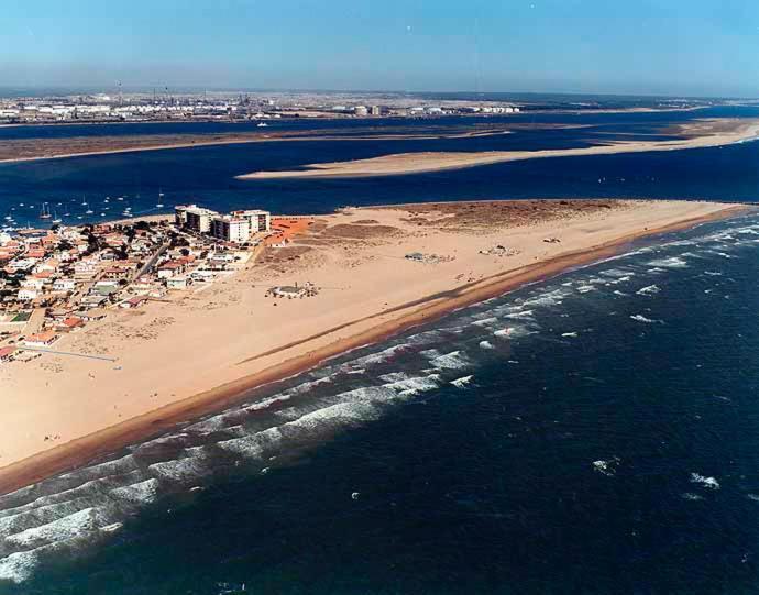 Apartmán Atico Con Vistas A La Ria De Punta Umbría Exteriér fotografie